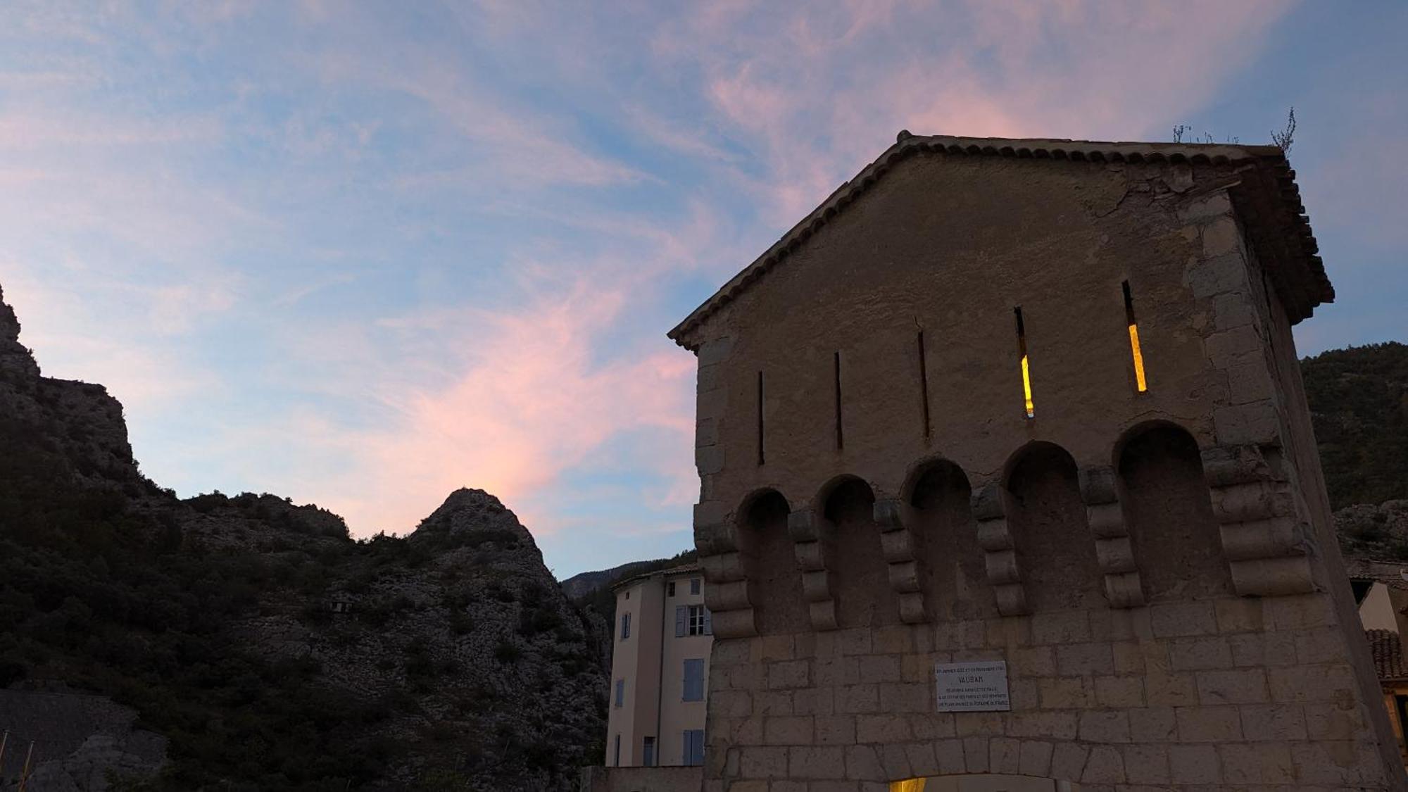 Les Gites D'Intervalles Entrevaux Ngoại thất bức ảnh