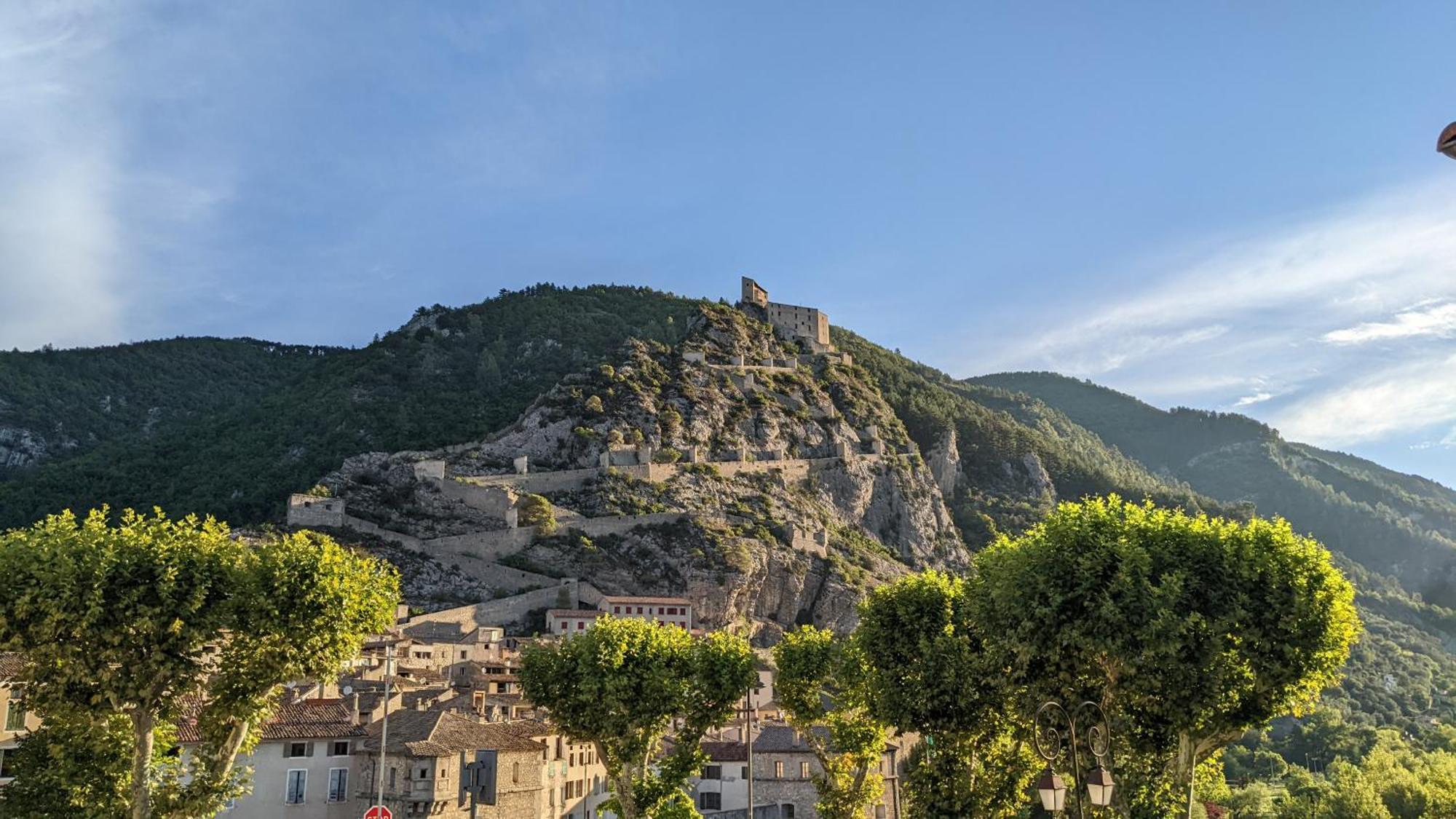 Les Gites D'Intervalles Entrevaux Ngoại thất bức ảnh